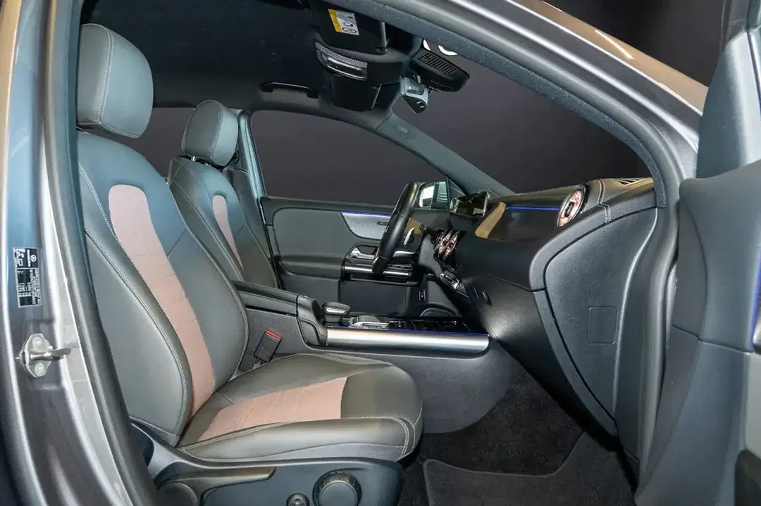 Mercedes-Benz EQA 250 - Thumbnail 8