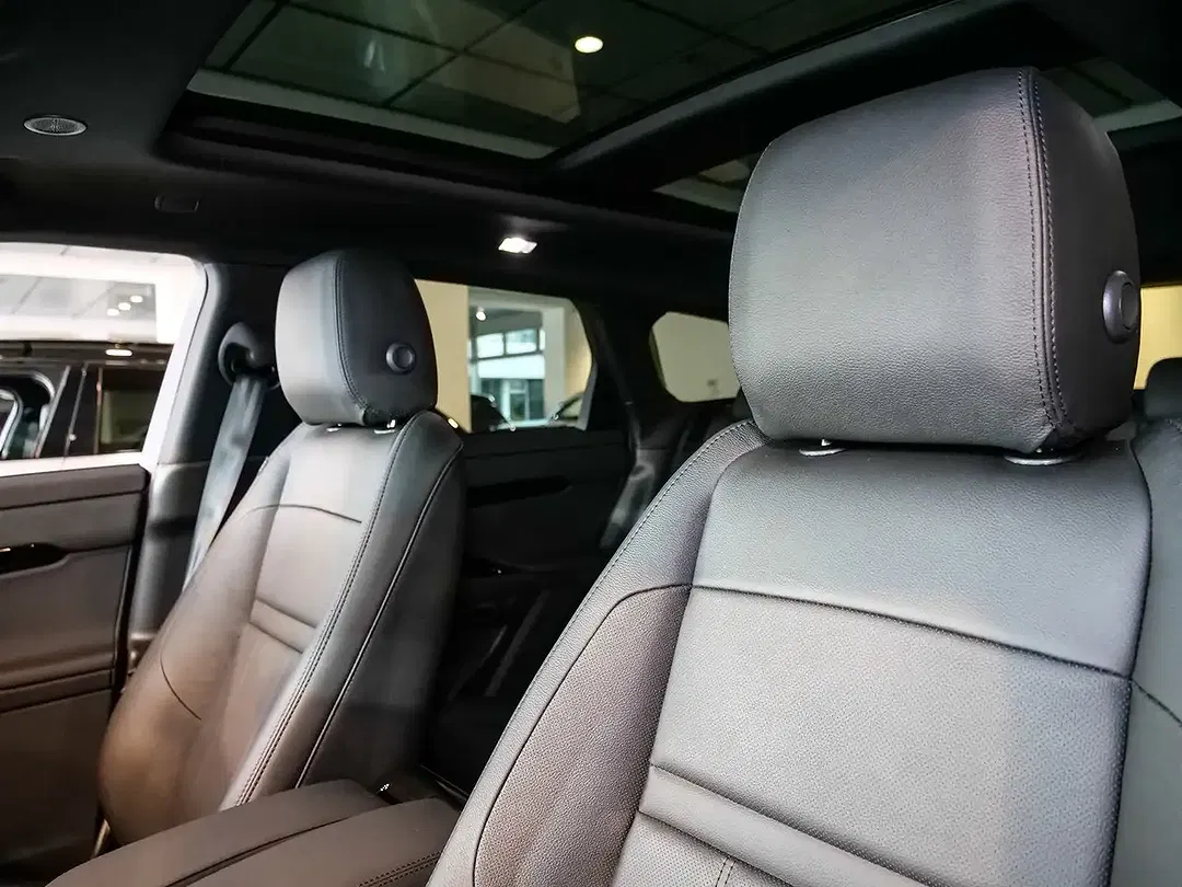 Land Rover Range Rover Evoque - Thumbnail 8