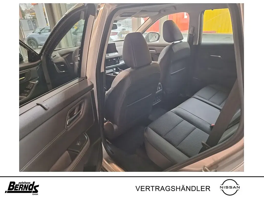 Nissan X-Trail - Thumbnail 11
