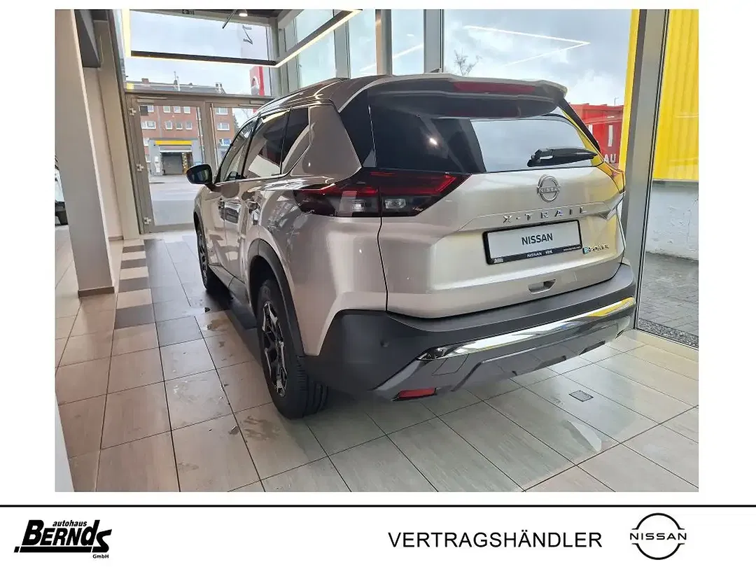 Nissan X-Trail - Thumbnail 4