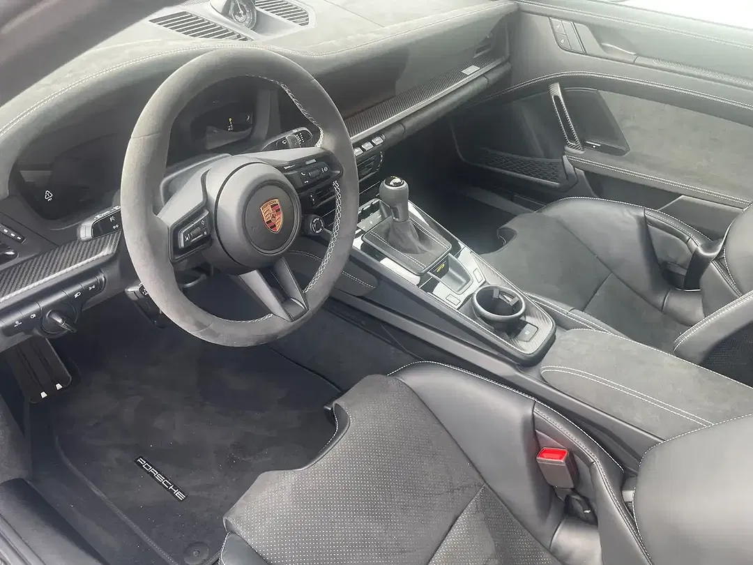 Porsche 992 - Thumbnail 15