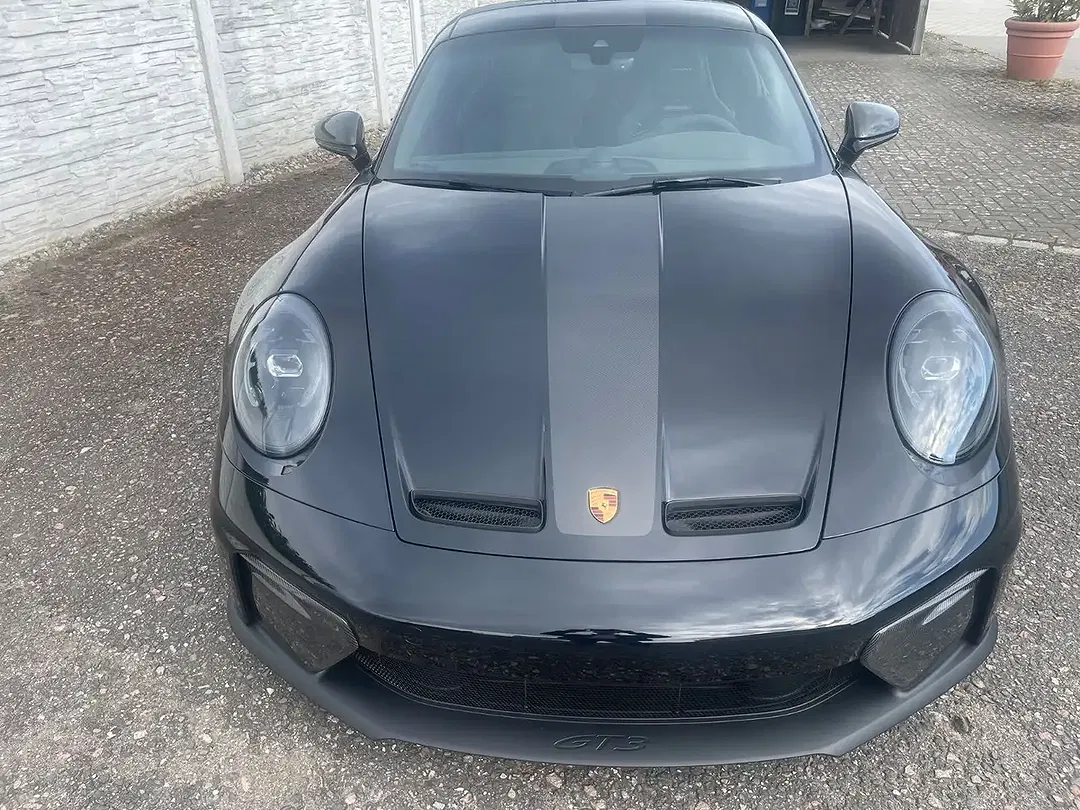 Porsche 992 - Thumbnail 5