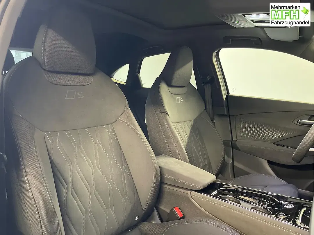 Audi Q3 - Thumbnail 15