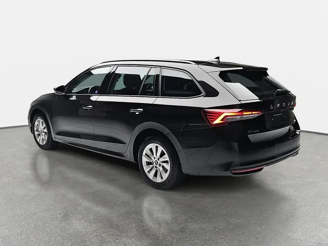 Skoda Octavia - Thumbnail 5