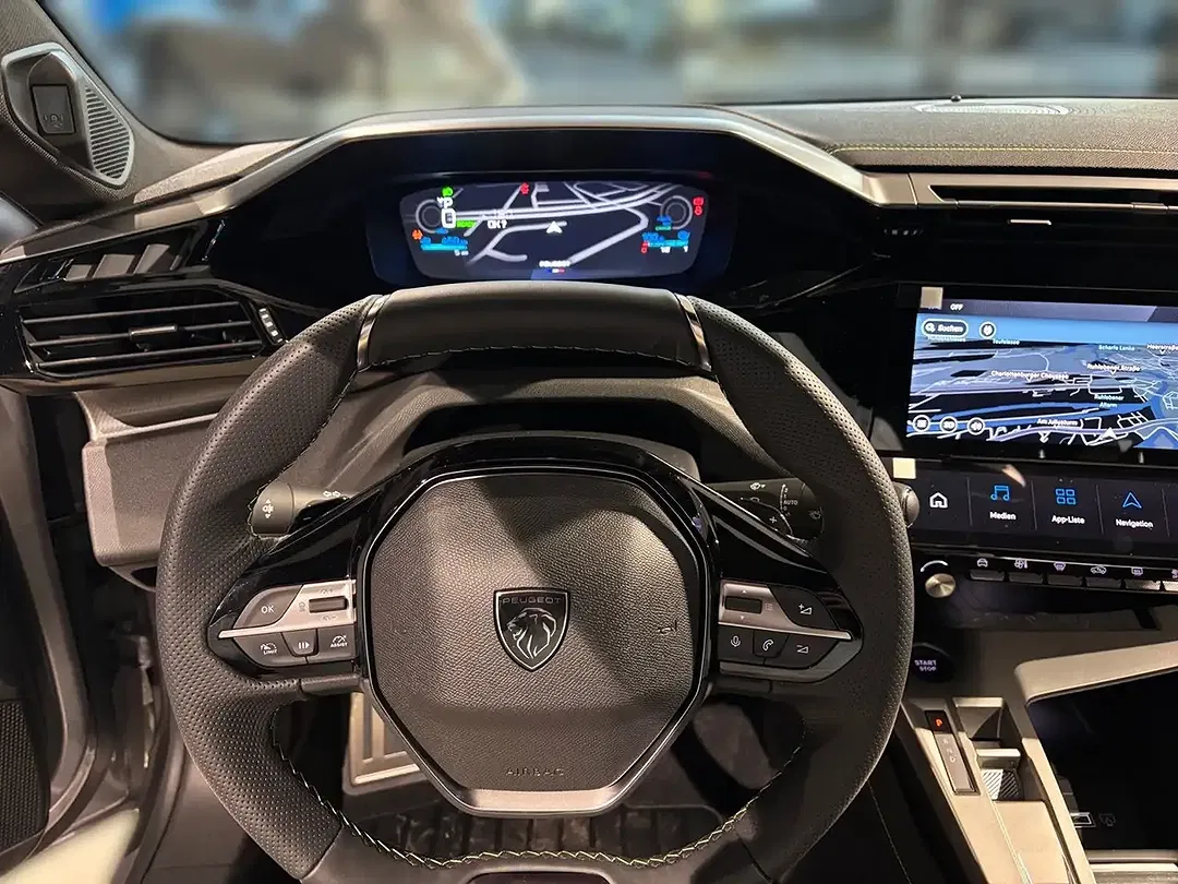 Peugeot 308 - Thumbnail 7