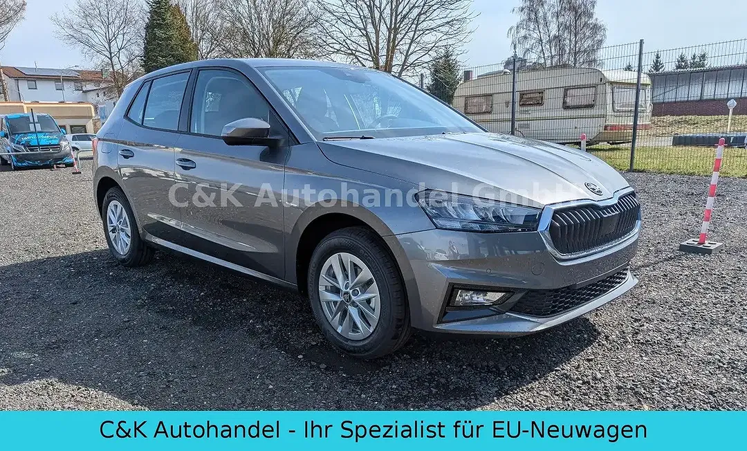 Skoda Fabia - Thumbnail 8