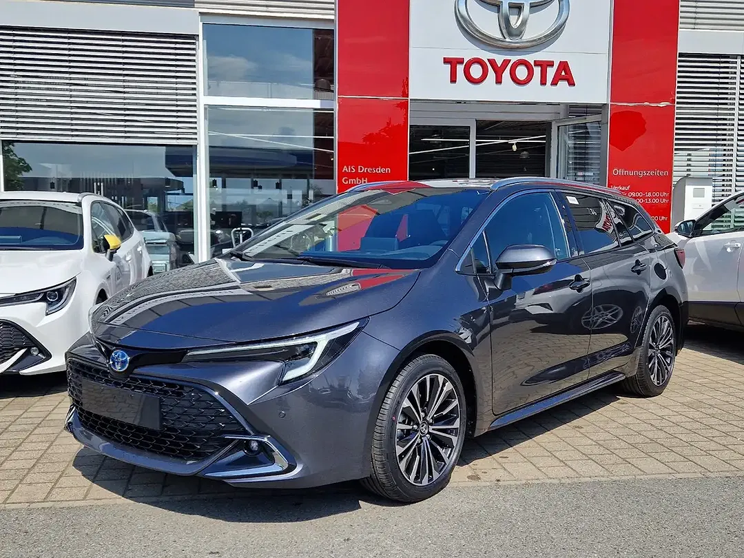 Toyota Corolla - Thumbnail 1