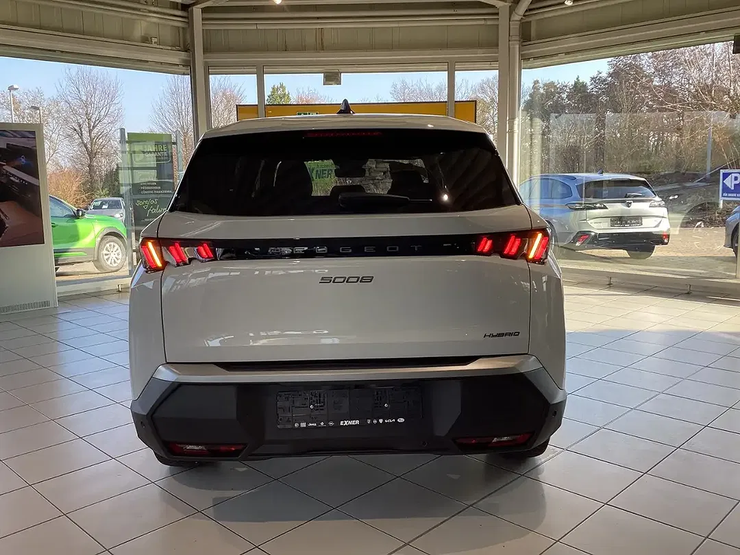 Peugeot 5008 - Thumbnail 6