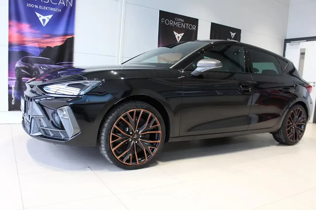 CUPRA Leon - Thumbnail 5