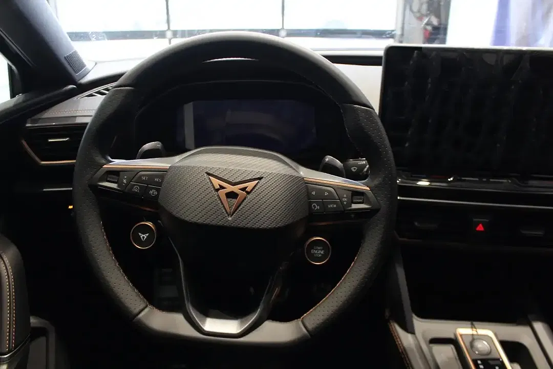 CUPRA Leon - Thumbnail 6