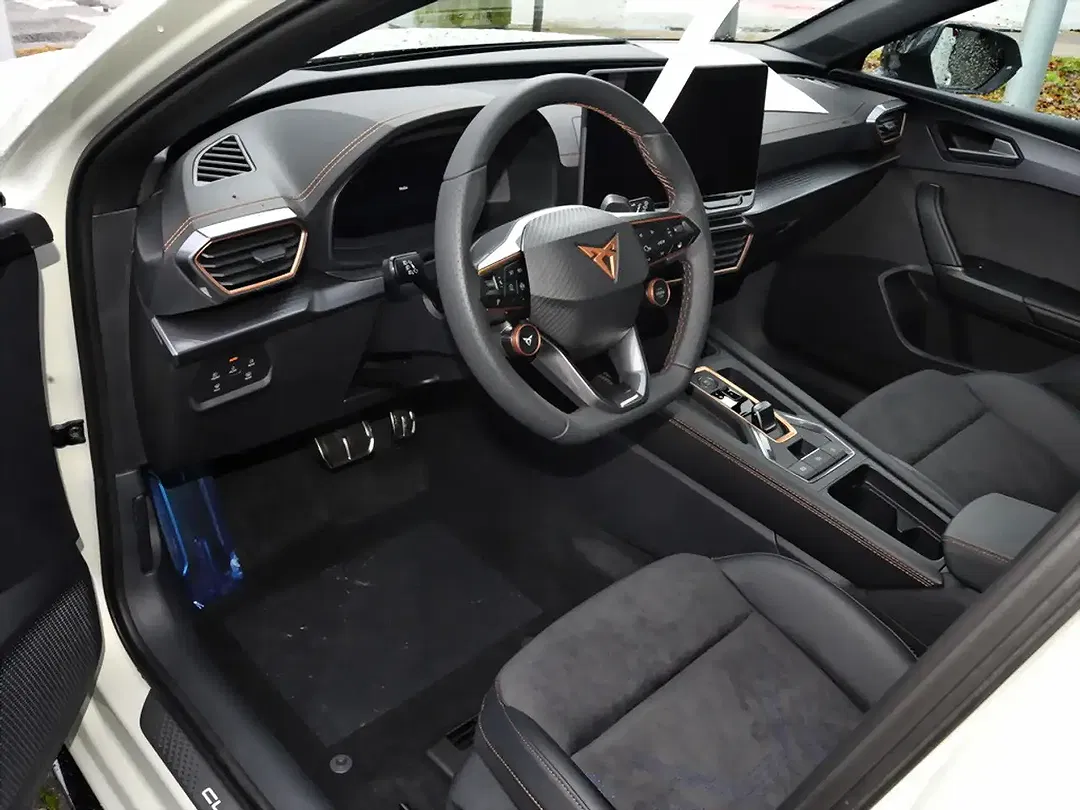 CUPRA Leon - Thumbnail 8
