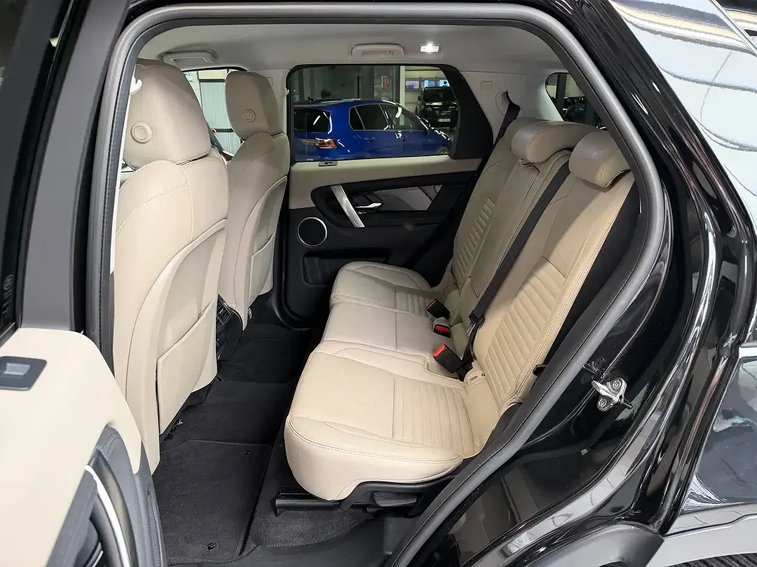 Land Rover Discovery Sport - Thumbnail 14