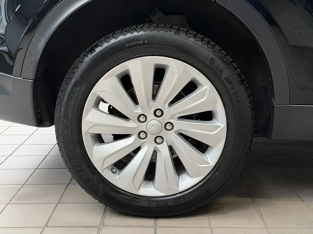 Land Rover Discovery Sport - Thumbnail 21