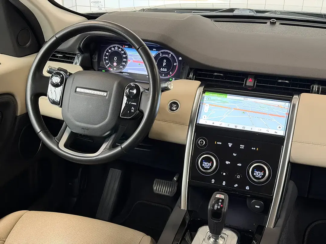 Land Rover Discovery Sport - Thumbnail 8