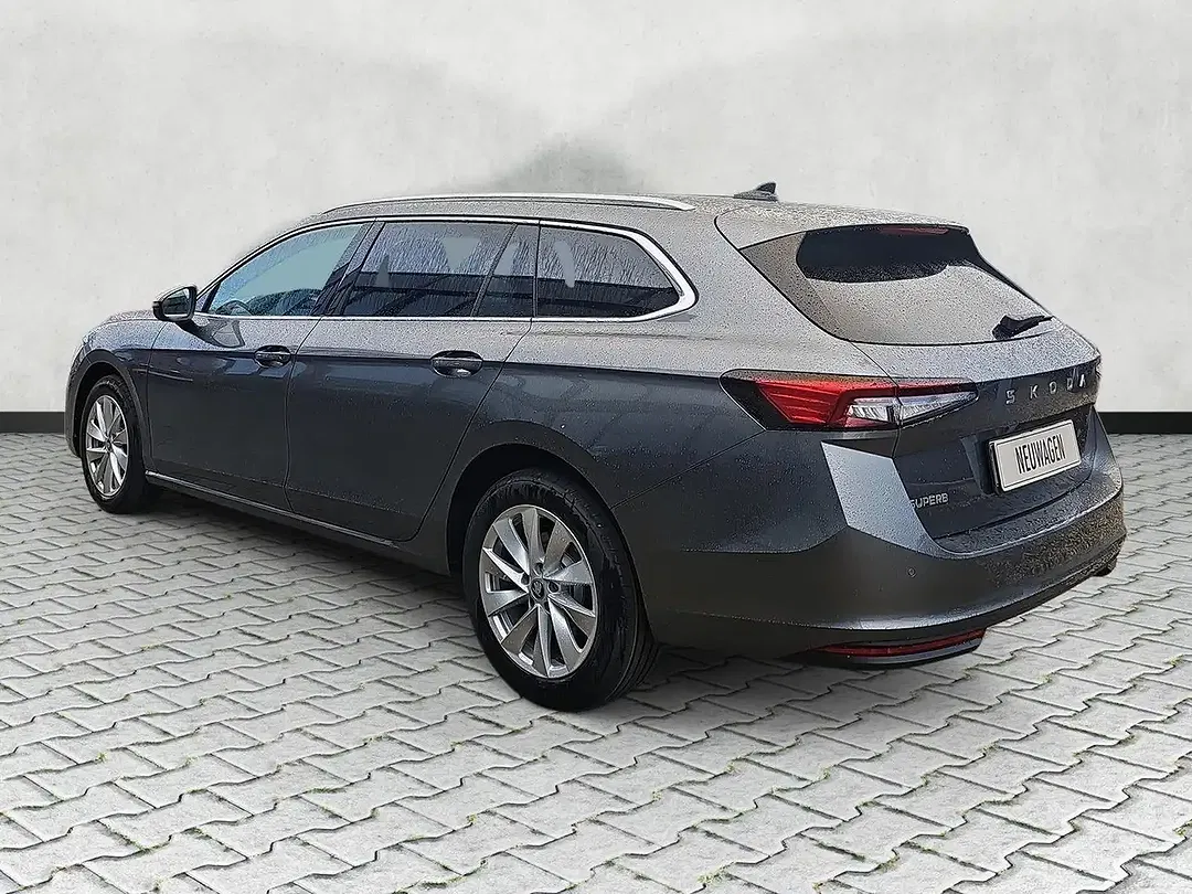 Skoda Superb - Thumbnail 6