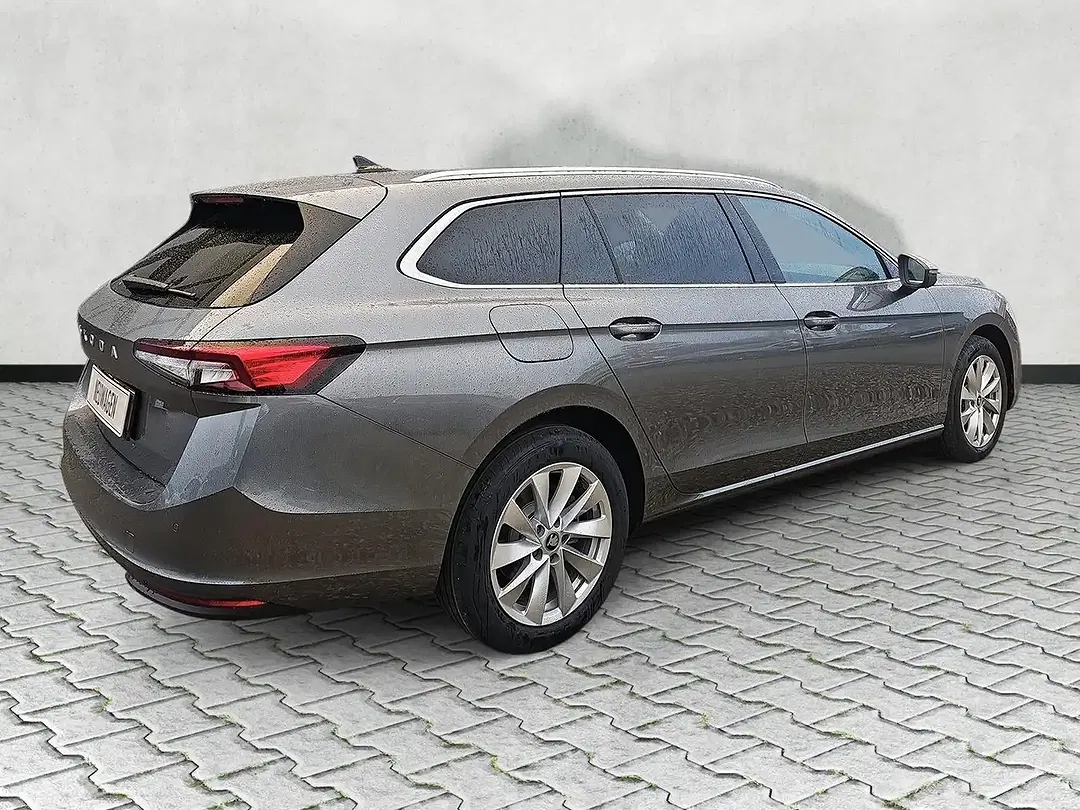 Skoda Superb - Thumbnail 8