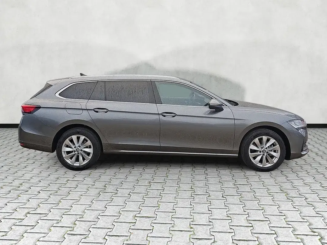 Skoda Superb - Thumbnail 9
