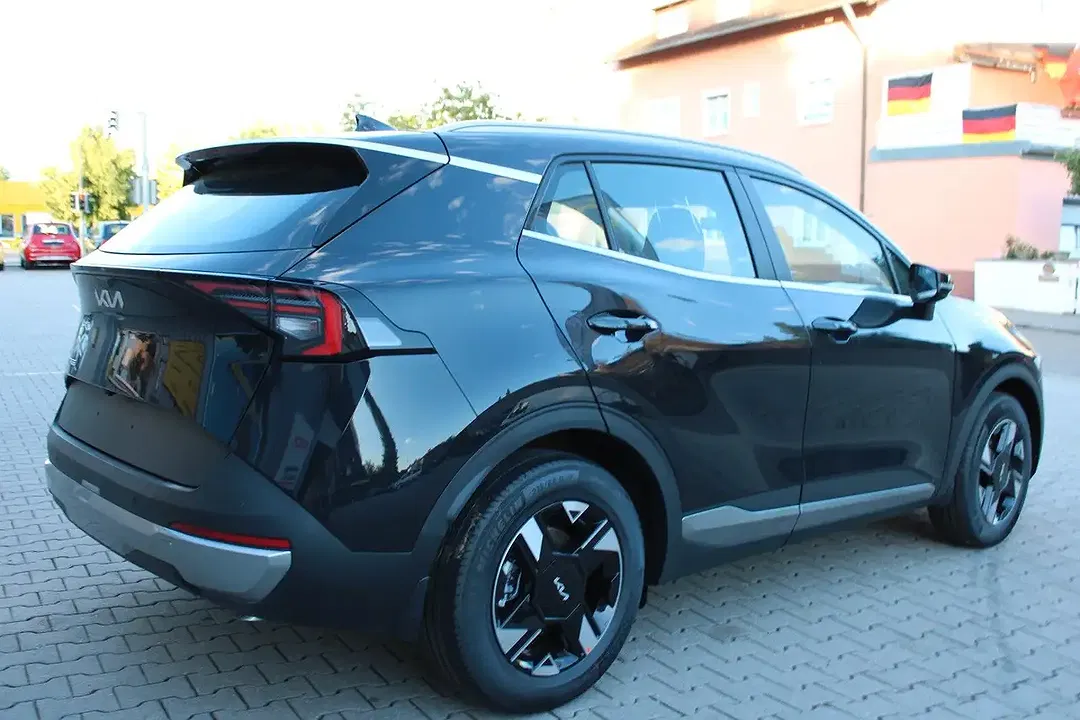 Kia Sportage - Thumbnail 2