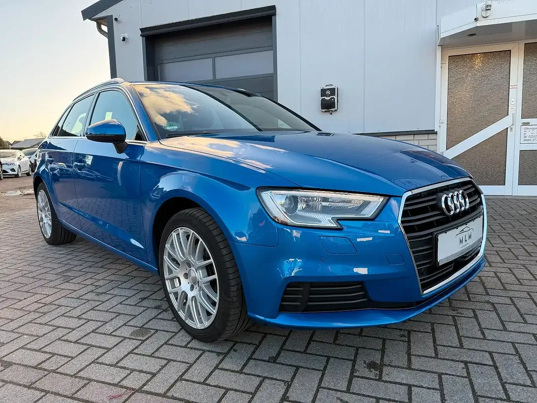 Audi A3 - Thumbnail 3