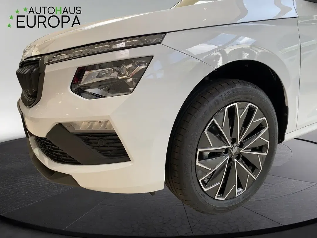 Skoda Kamiq - Thumbnail 12