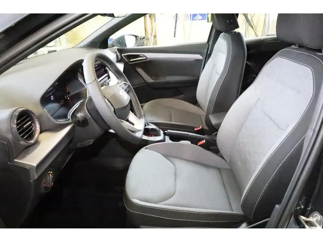 SEAT Ibiza - Thumbnail 4