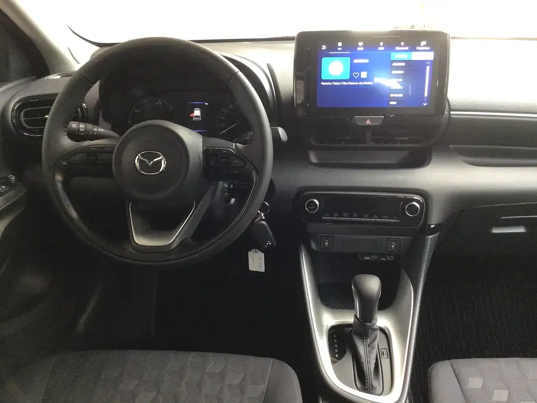 Mazda 2 - Thumbnail 6