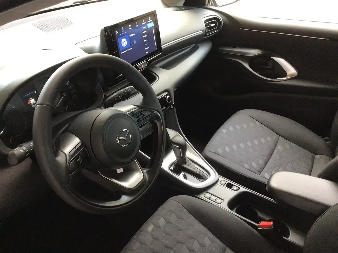 Mazda 2 - Thumbnail 8