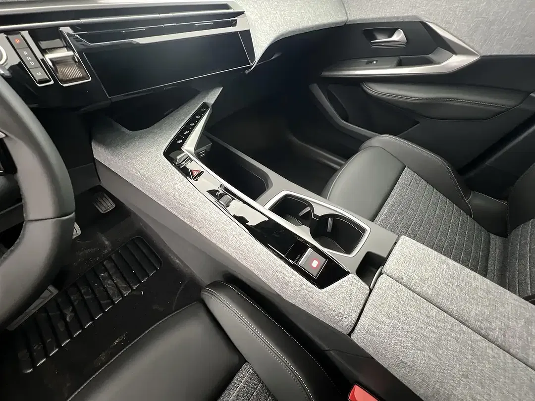 Peugeot 3008 - Thumbnail 14