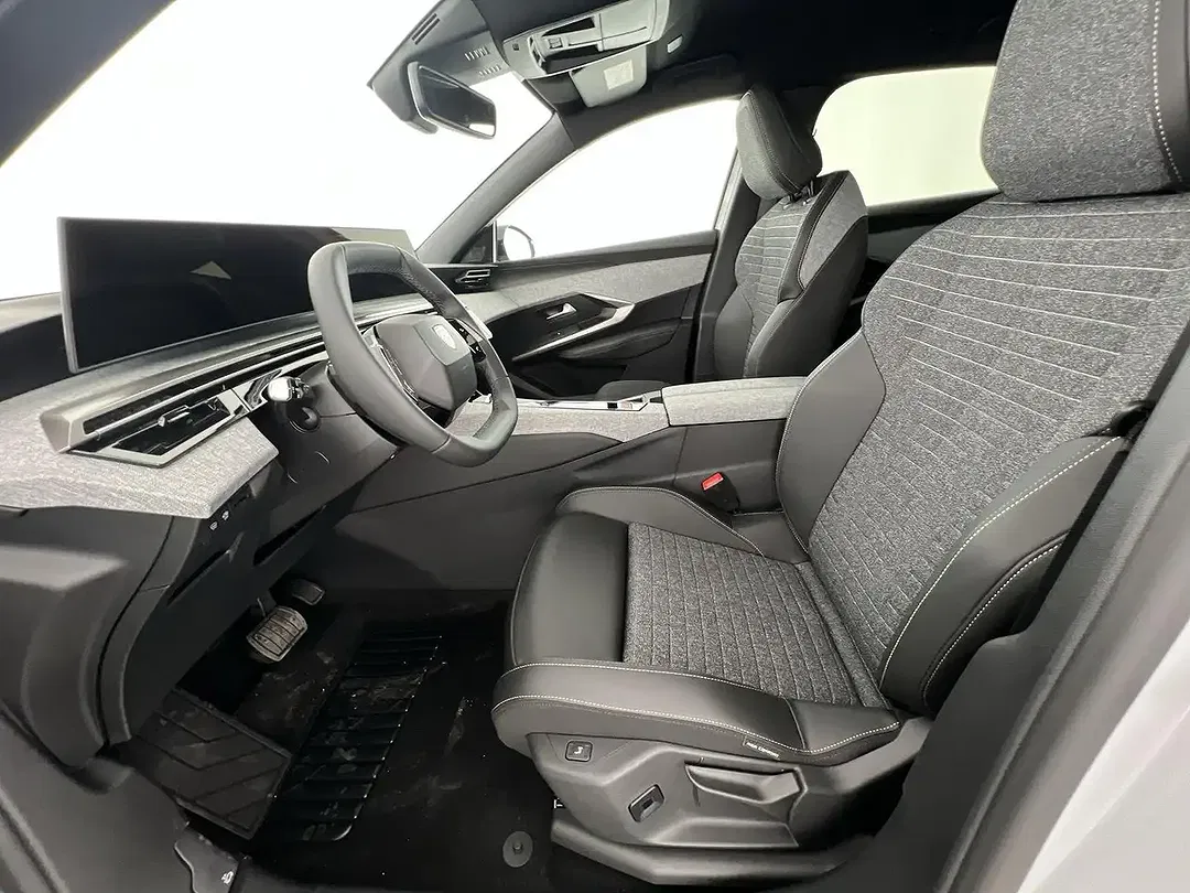 Peugeot 3008 - Thumbnail 7