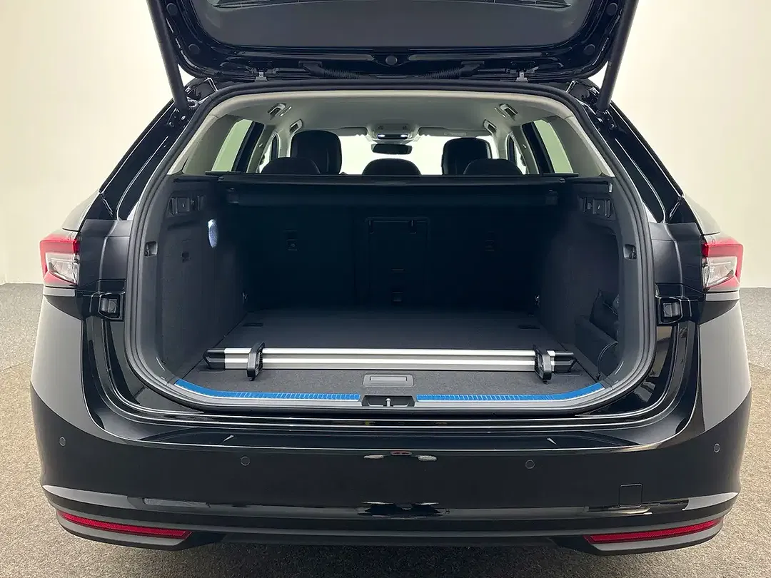 Skoda Superb - Thumbnail 13
