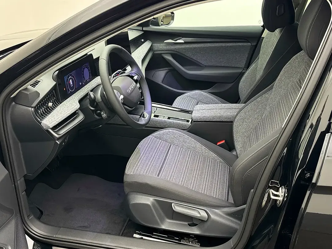 Skoda Superb - Thumbnail 9