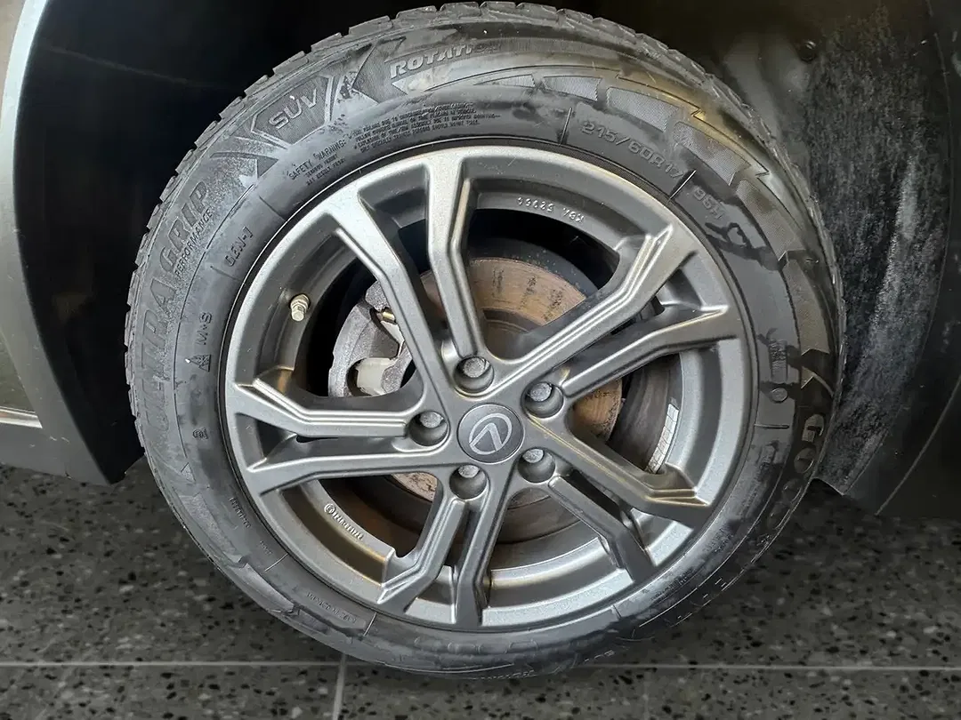Lexus UX 300e - Thumbnail 15