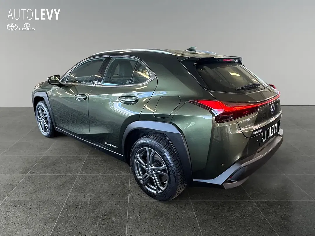 Lexus UX 300e - Thumbnail 4