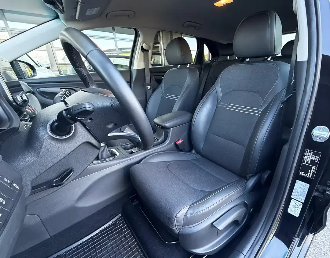 Hyundai i30 - Thumbnail 10