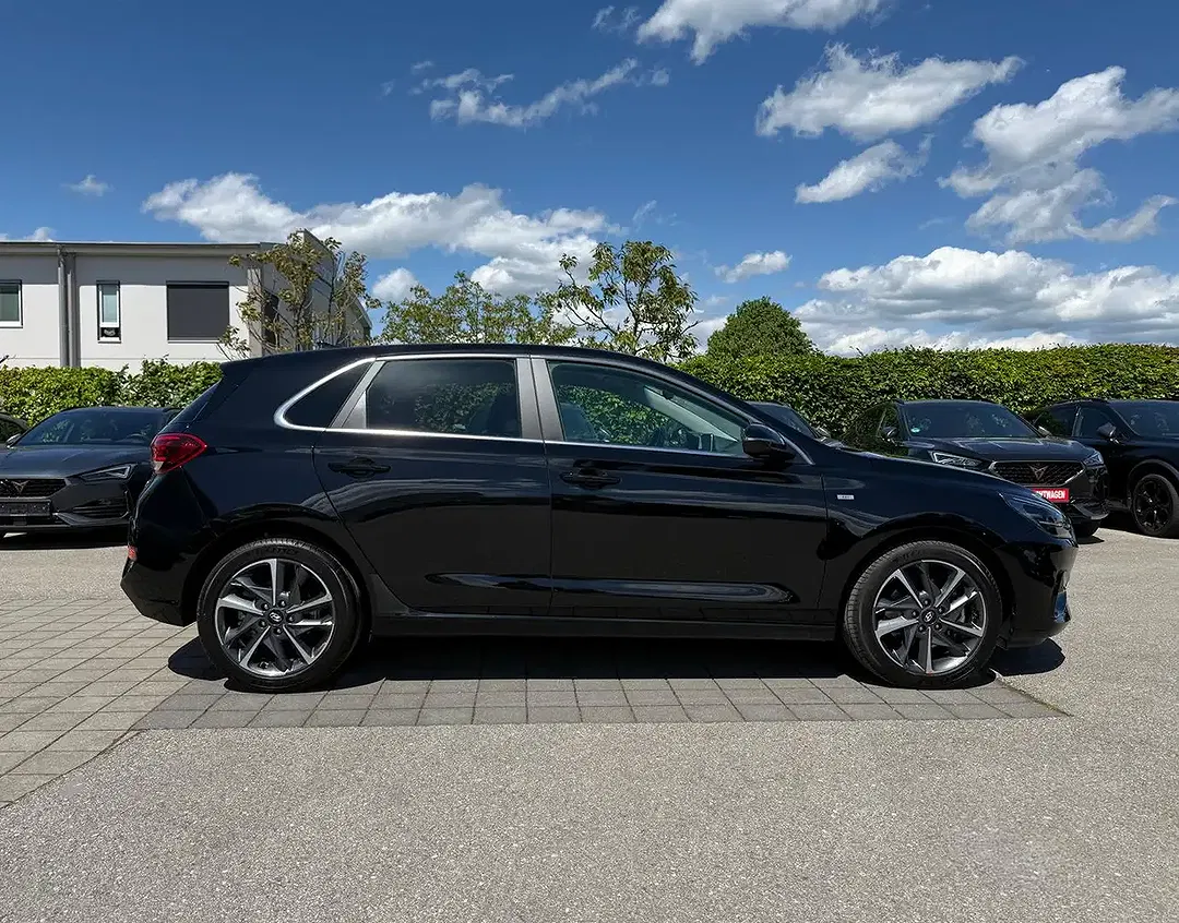 Hyundai i30 - Thumbnail 9