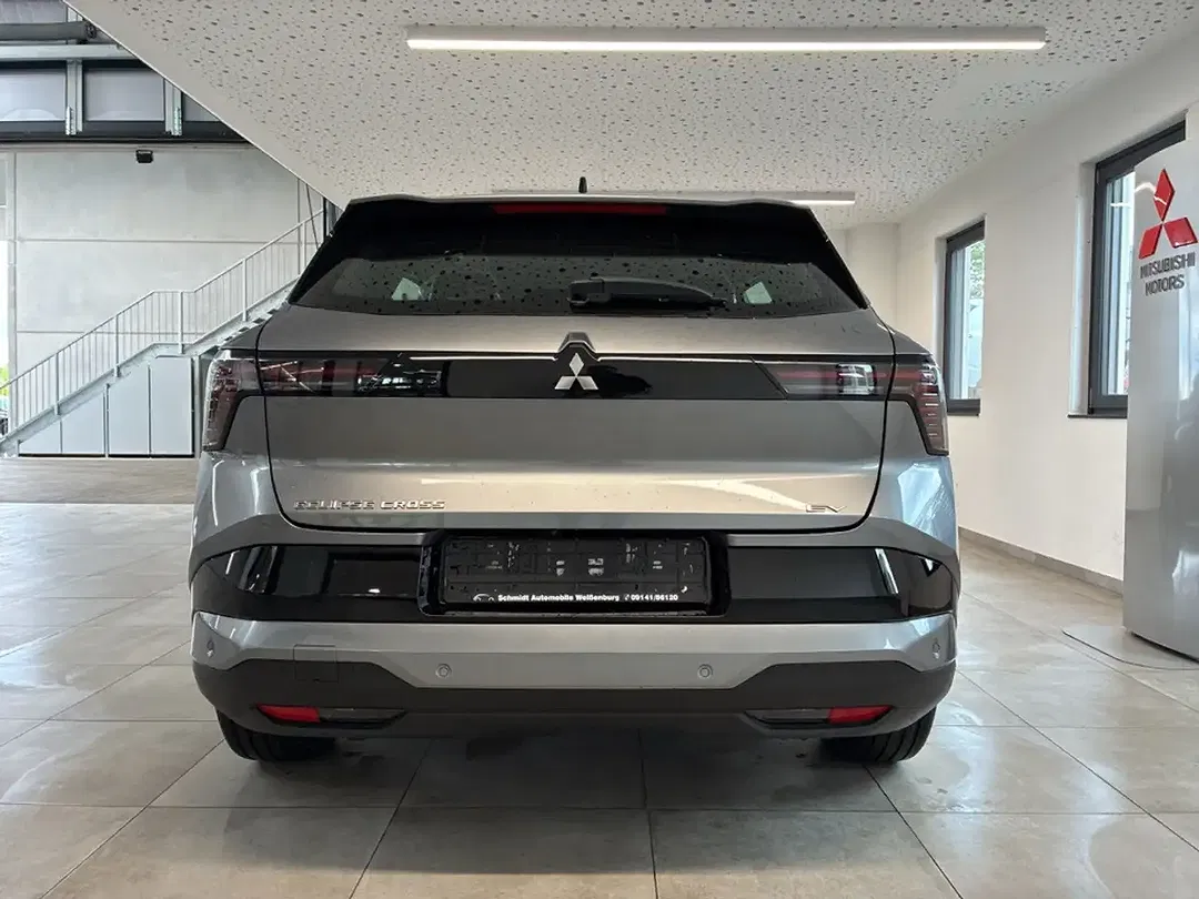 Mitsubishi Eclipse Cross - Thumbnail 3
