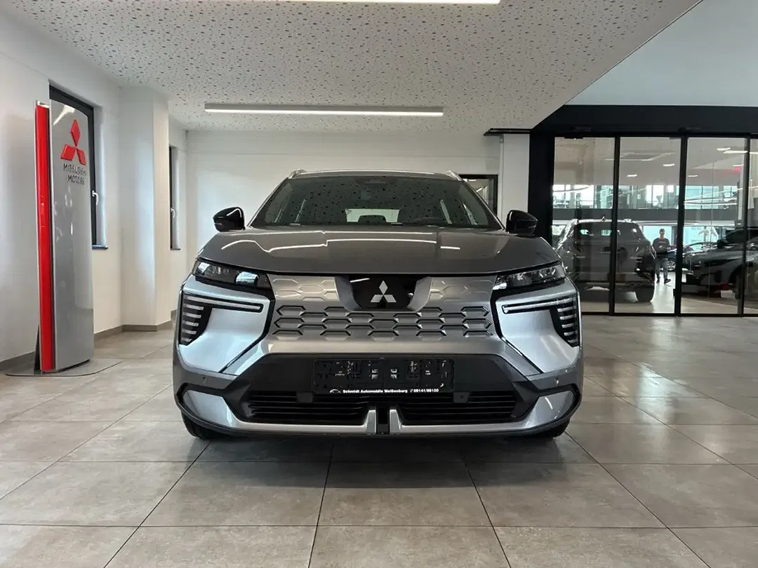 Mitsubishi Eclipse Cross - Thumbnail 5