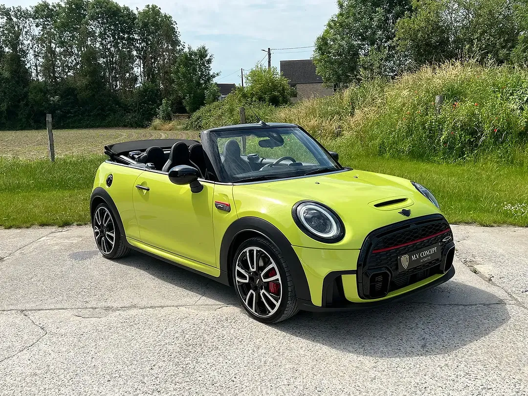 MINI John Cooper Works Cabrio - Thumbnail 5