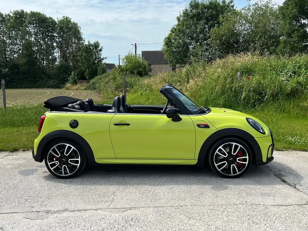 MINI John Cooper Works Cabrio - Thumbnail 7