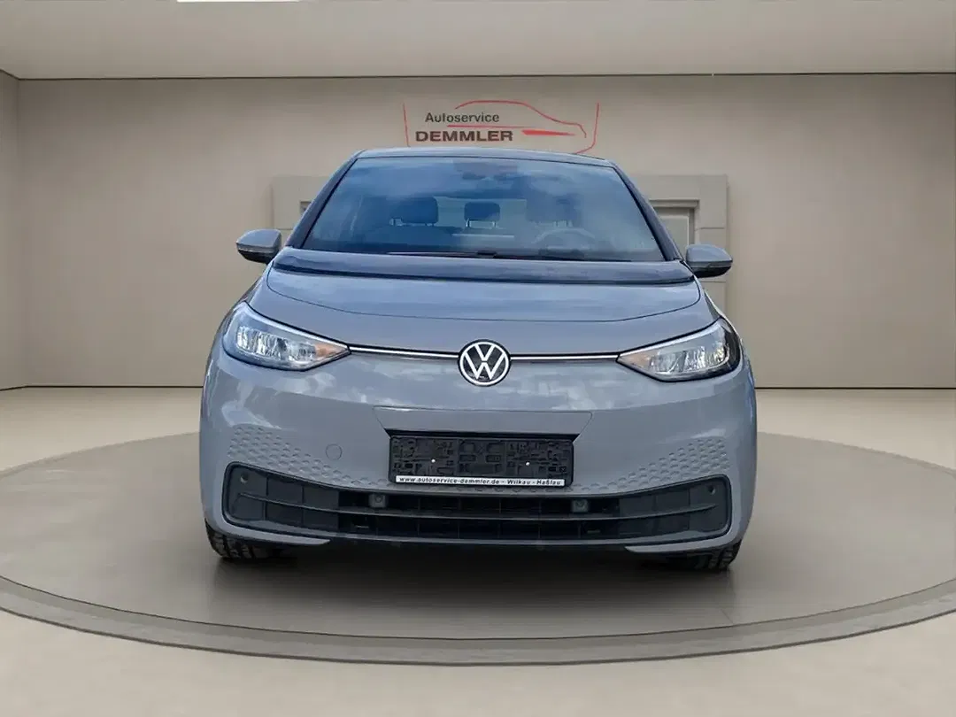 Volkswagen ID.3 - Thumbnail 2