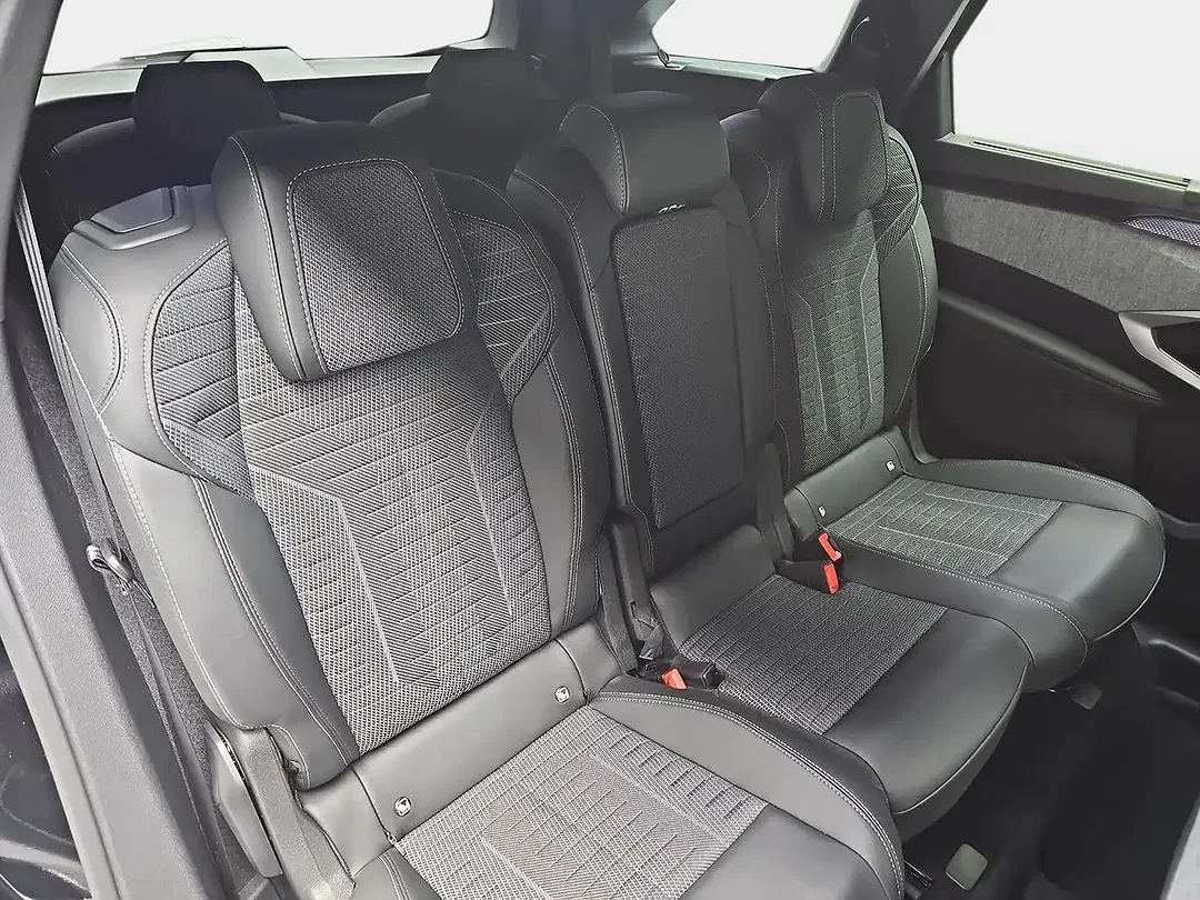Peugeot 5008 - Thumbnail 18
