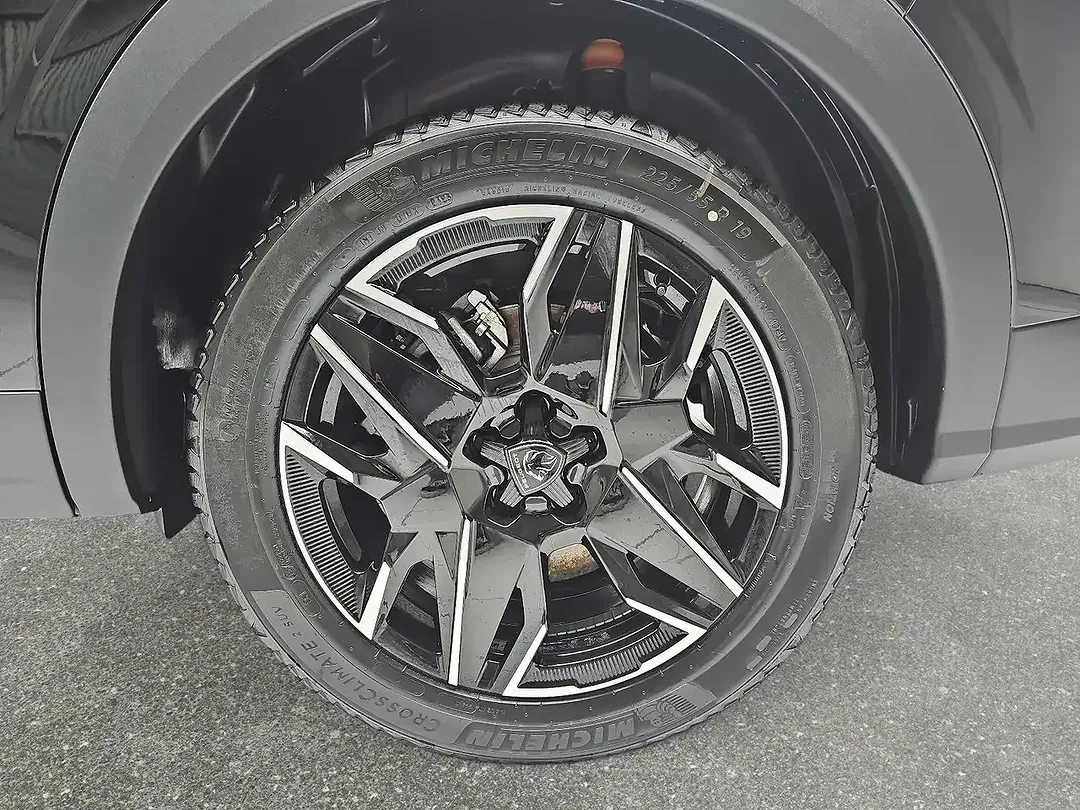 Peugeot 5008 - Thumbnail 6