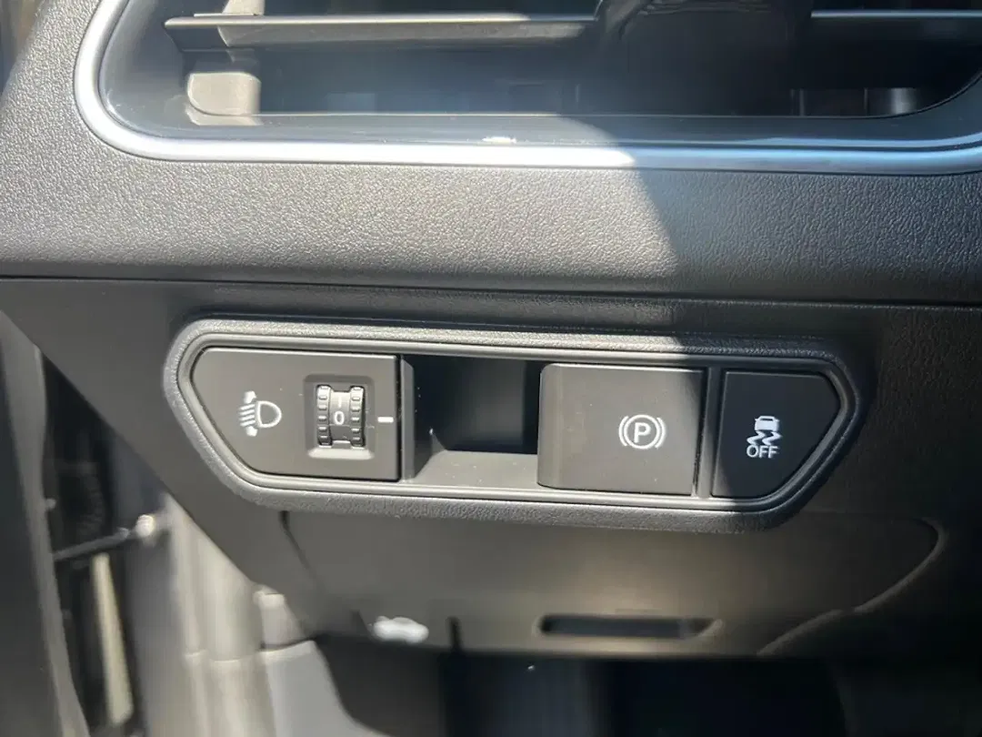 Kia K4 - Thumbnail 13