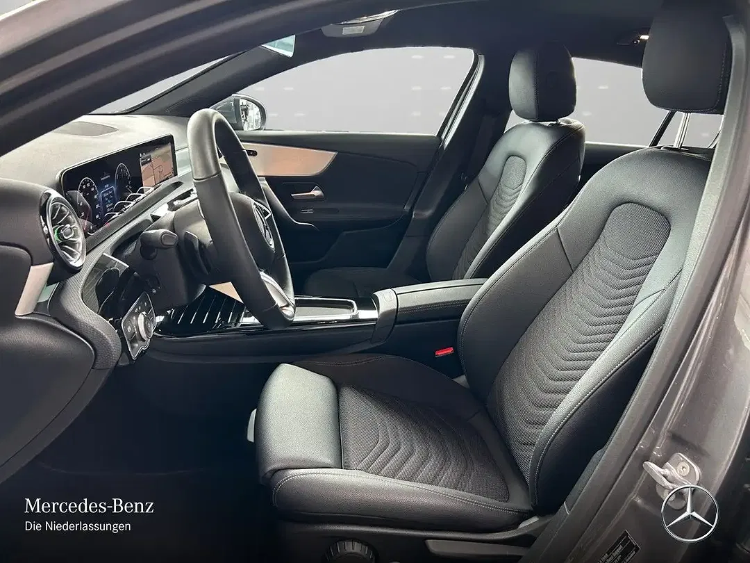 Mercedes-Benz A 250 - Thumbnail 10