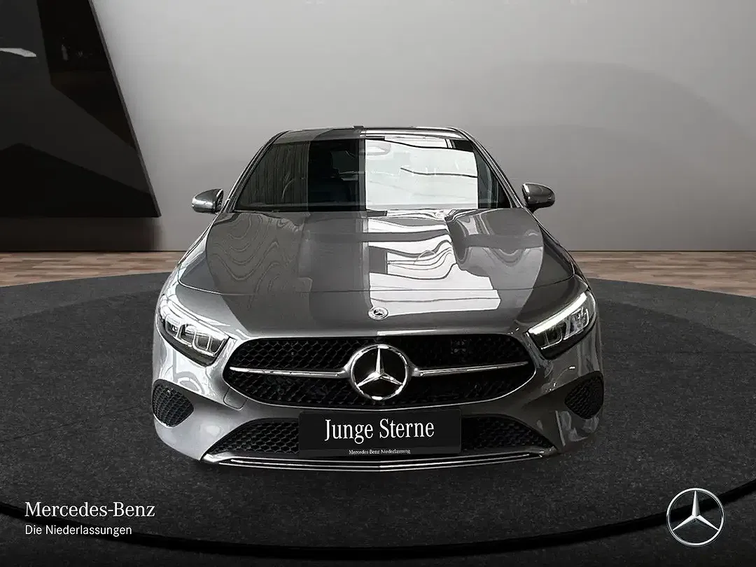 Mercedes-Benz A 250 - Thumbnail 2