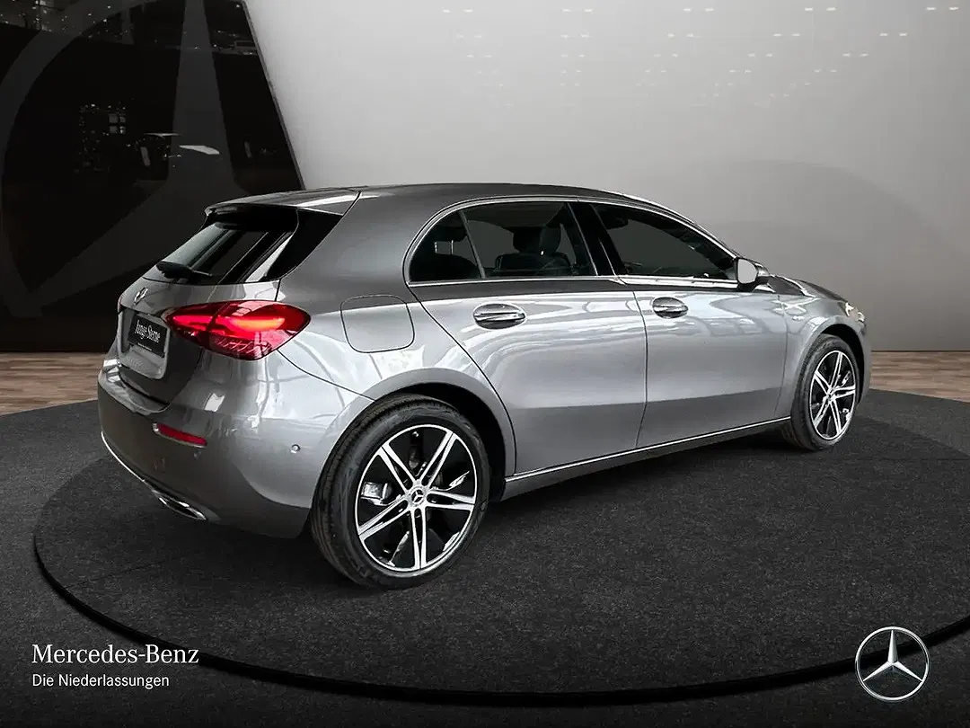 Mercedes-Benz A 250 - Thumbnail 7