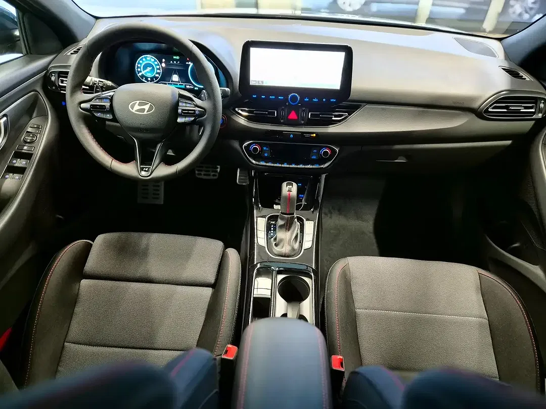 Hyundai i30 - Thumbnail 13
