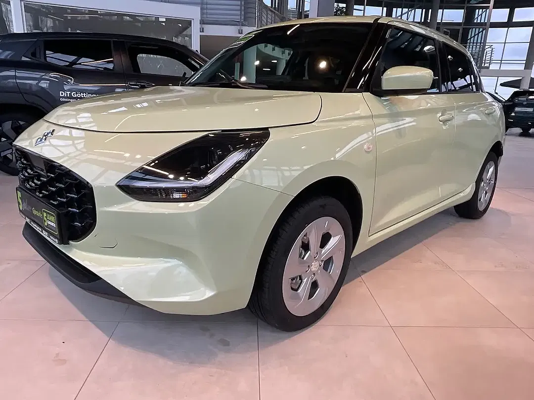 Suzuki Swift - Thumbnail 1