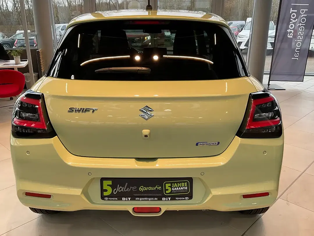 Suzuki Swift - Thumbnail 7