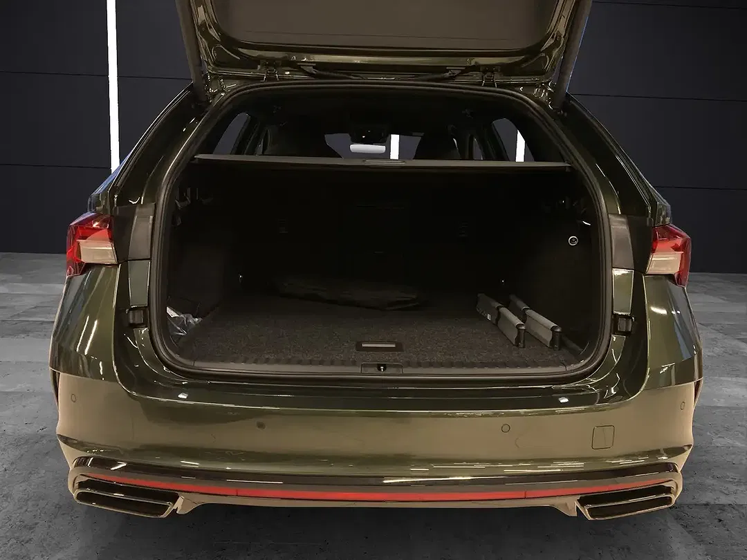 Skoda Octavia - Thumbnail 12